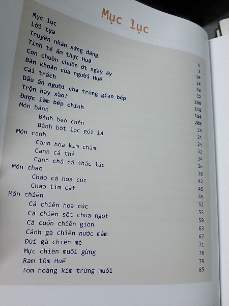 Món Ngon Xứ Huế - HUE DELICACIES (Song Ngữ)