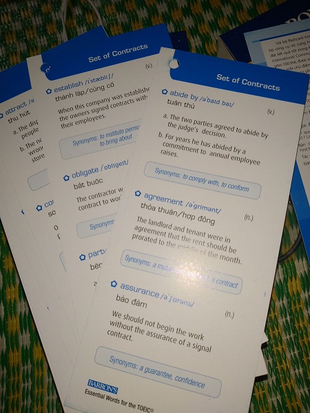 Hộp Flash Cards - 600 Essential Words For The TOEIC